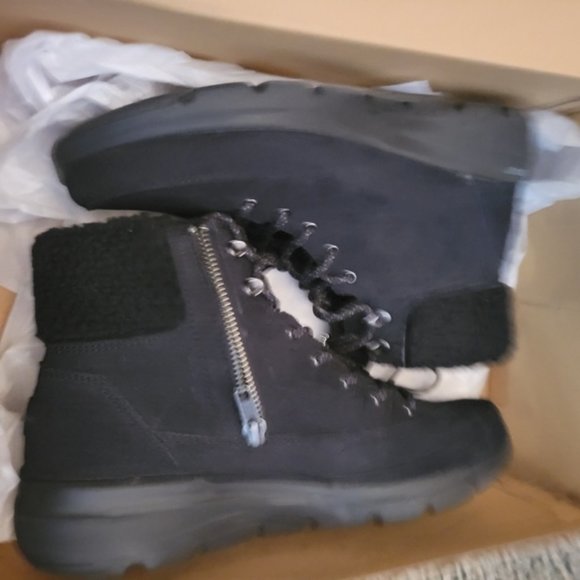 Skechers go walk boots - Picture 2 of 4